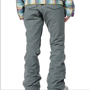 Burton “The White Collection” Women’s Snow Pants Large